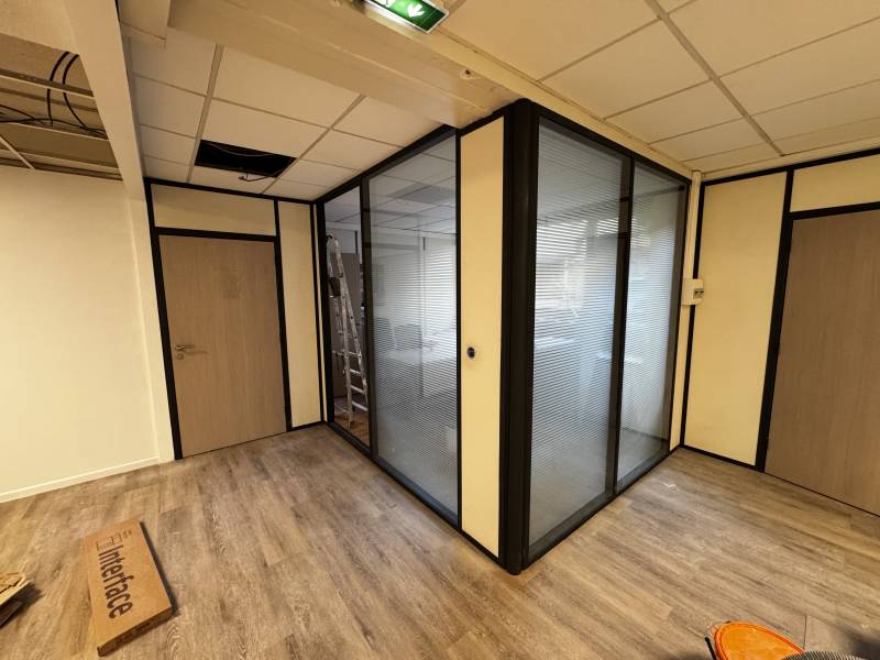 Création et modifications de salle de réunion et de bureaux sur mesure à Marseille 13008