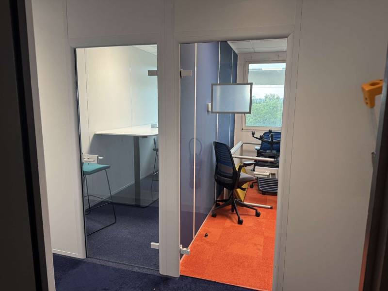 Agrandissement sur mesure de 2 bureaux professionels pour la société Bouygues Télécom à Aix en Provence 13001