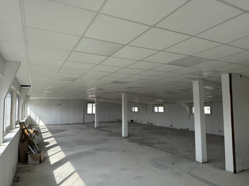 KLL Agencement | Spécialiste du Faux Plafond et Plafond Suspendu à Vitrolles