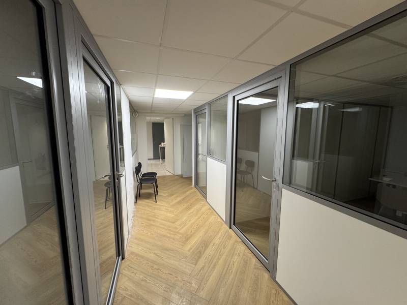 Démolition et reconstruction totale de bureaux professionnels sur l'Avenue du Prado pour Démarche Française