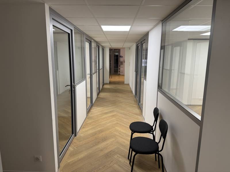 Démolition et reconstruction totale de bureaux professionnels sur l'Avenue du Prado pour Démarche Française